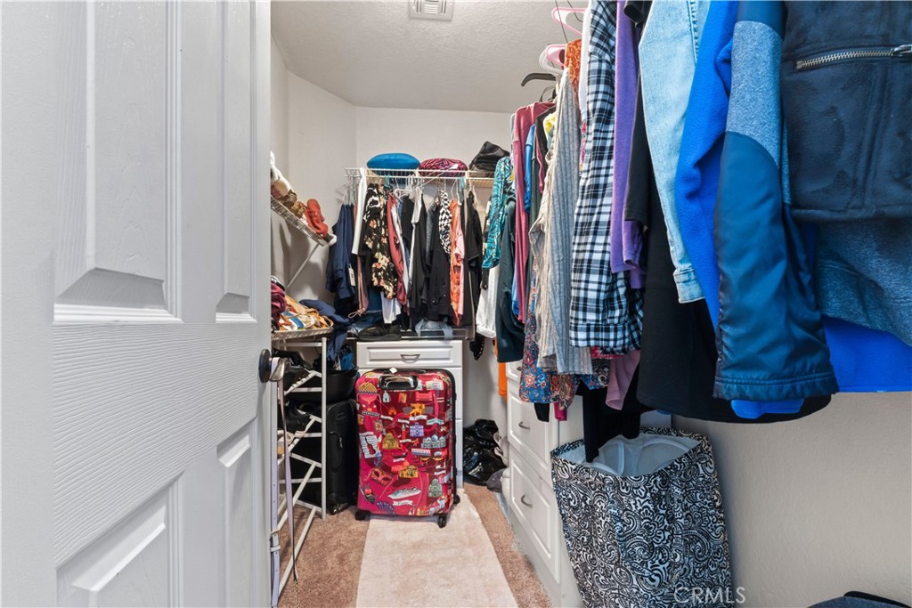 Mission Lakes (34101) - Residential