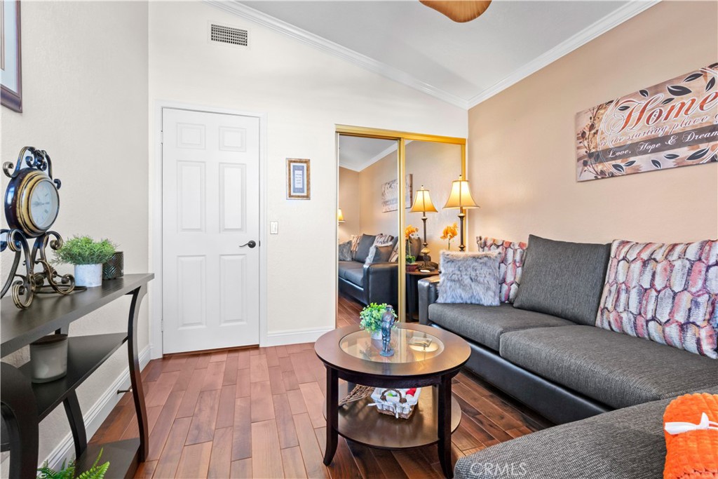 Mission Lakes (34101) - Residential