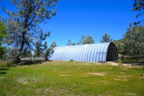 Tiny photo for 2 Huer Huero Road, Creston, CA 93432 (MLS # PI26044669)