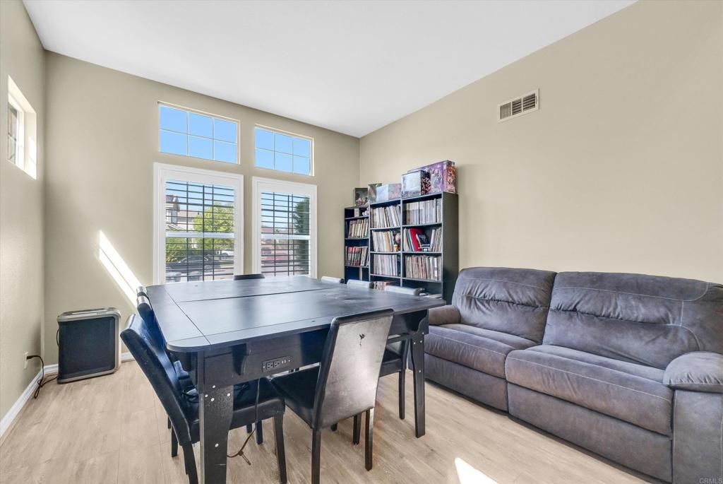 34233 Toyon Court