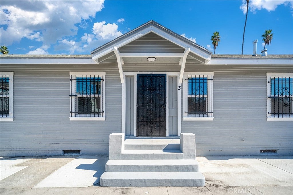 447 W 67th Street