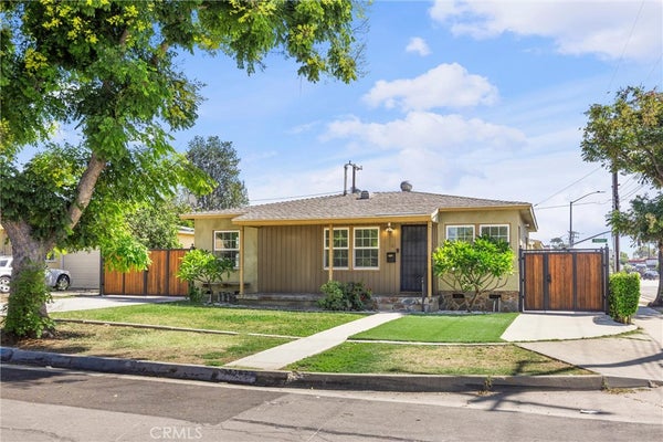 13287 HELMER DR, WHITTIER, CA 90602 - Image ef98c8f7876c48209d7d77d10525bced/809348089