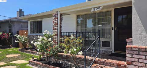 Photo of 17291 Via Flores, San Lorenzo, CA 94580 (MLS # 41144833)