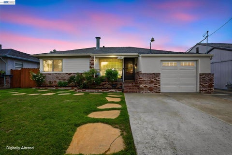 Photo of 17291 Via Flores, San Lorenzo, CA 94580 (MLS # 41144833)