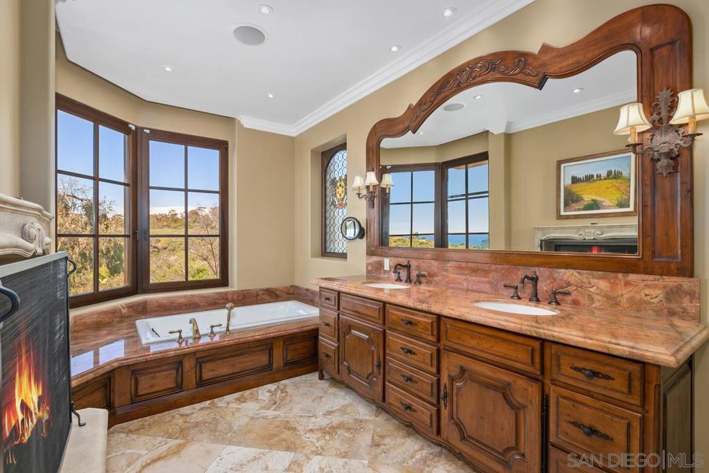 La Jolla - Residential Lease