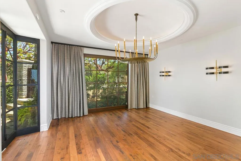 La Jolla, California 92037, United States, 3 Bedrooms Bedrooms, ,5 BathroomsBathrooms,Residential,Active,219863