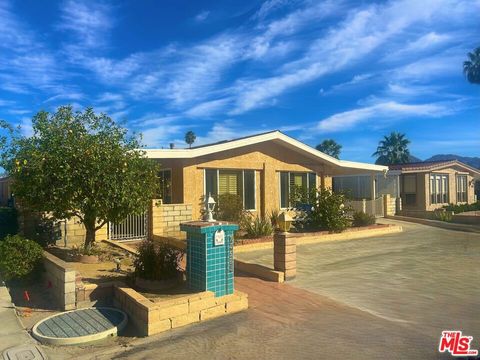 Photo of 74584 Nevada Circle East, Palm Desert, CA 92260 (MLS # 26635585)
