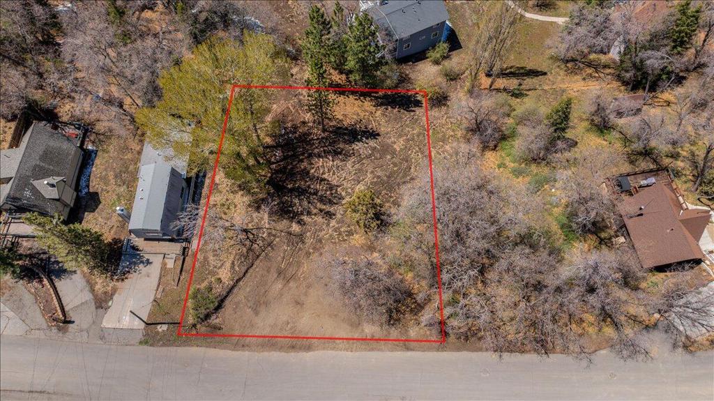 1270 Siskiyou Drive