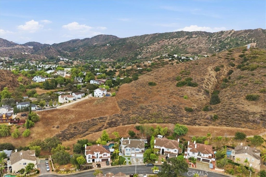 5748 Velvet Oak Court