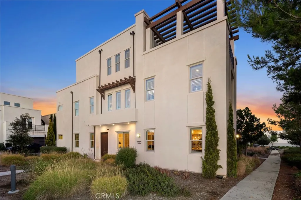 Irvine, California 92618, United States, 4 Bedrooms Bedrooms, ,5 BathroomsBathrooms,Residential,Active,185524