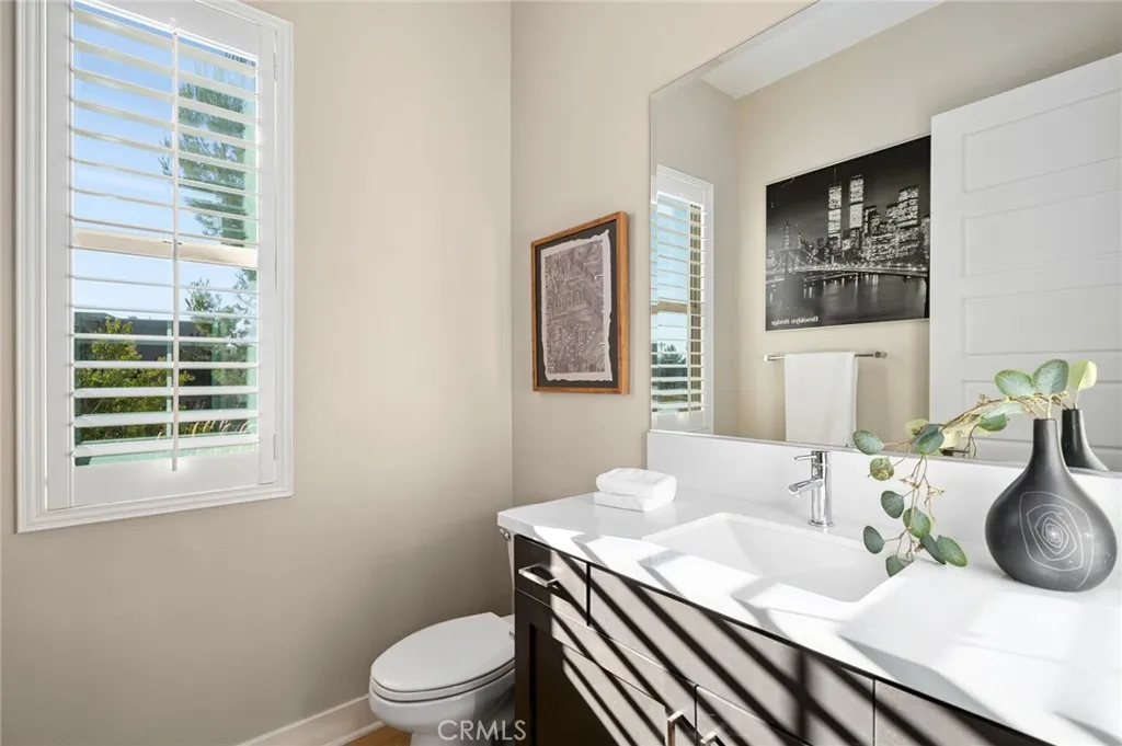 Irvine, California 92618, United States, 4 Bedrooms Bedrooms, ,5 BathroomsBathrooms,Residential,Active,185524