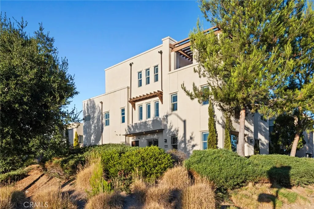 Irvine, California 92618, United States, 4 Bedrooms Bedrooms, ,5 BathroomsBathrooms,Residential,Active,185524