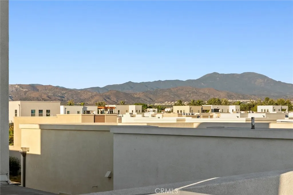 Irvine, California 92618, United States, 4 Bedrooms Bedrooms, ,5 BathroomsBathrooms,Residential,Active,185524