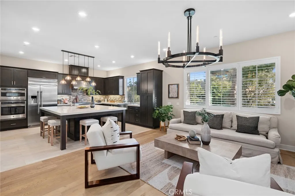 Irvine, California 92618, United States, 4 Bedrooms Bedrooms, ,5 BathroomsBathrooms,Residential,Active,185524