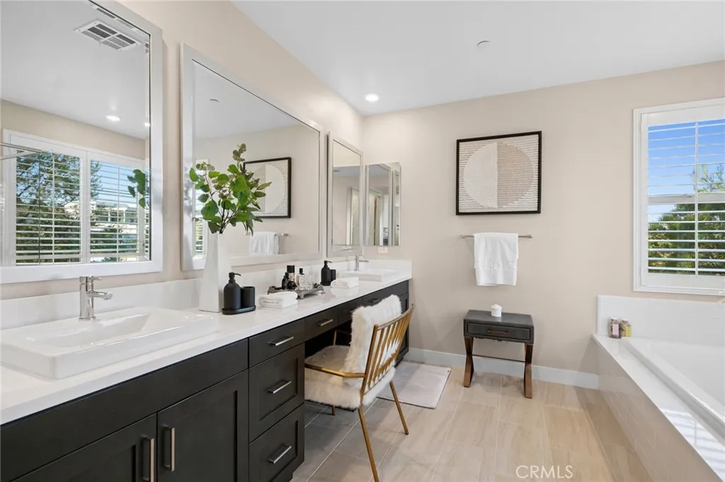 Irvine, California 92618, United States, 4 Bedrooms Bedrooms, ,5 BathroomsBathrooms,Residential,Active,185524