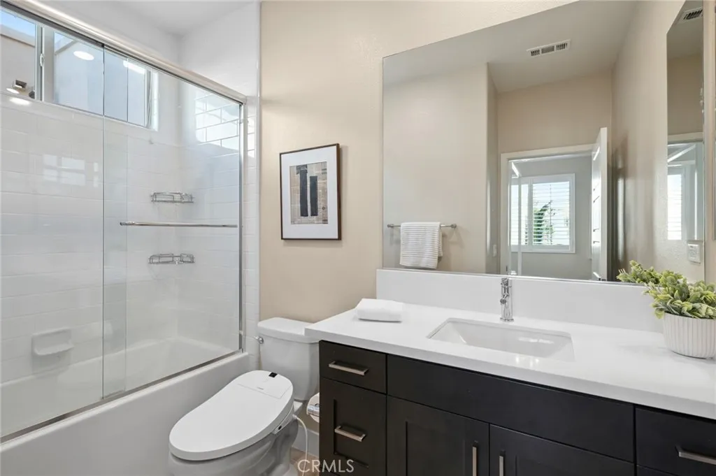 Irvine, California 92618, United States, 4 Bedrooms Bedrooms, ,5 BathroomsBathrooms,Residential,Active,185524