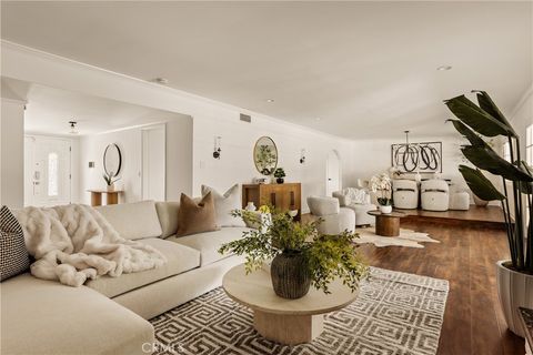 Photo of 9325 Encino, Northridge, CA 91325 (MLS # SB26031567)