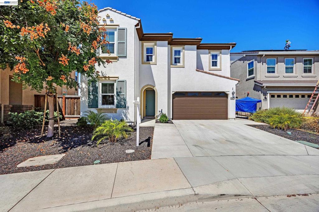 Photo of 52 Redberry Loop Loop, Brentwood, CA 94513 (MLS # 41147057)