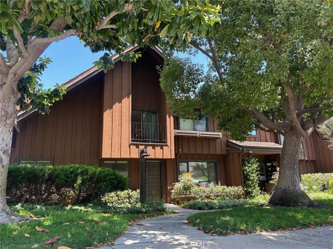 Photo of 1315 Stonewood Court, San Pedro, CA 90732 (MLS # PV26123153)
