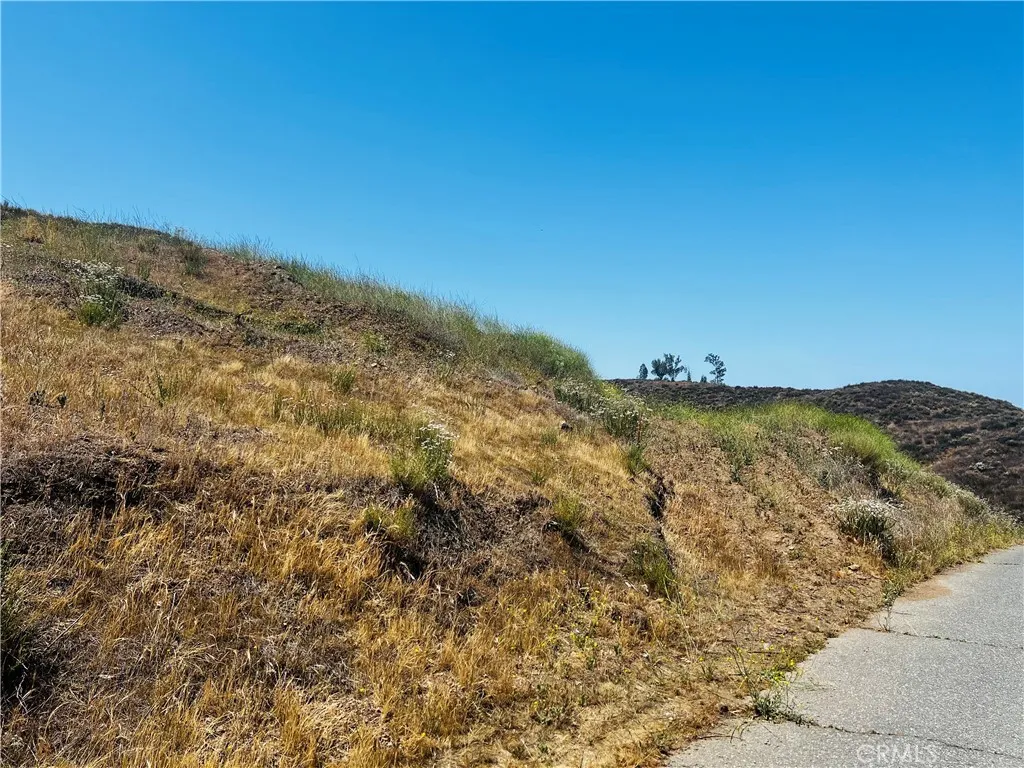 Lake Elsinore, California 92530, United States, ,Land,Active,146047