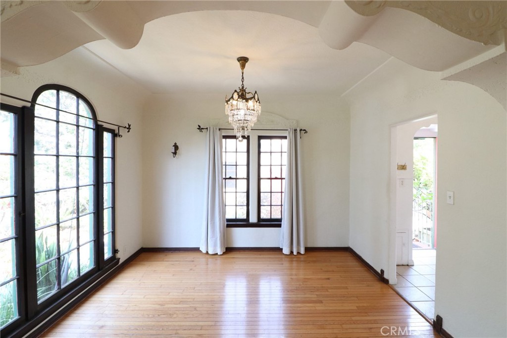 Eastside (ES) - Residential Lease