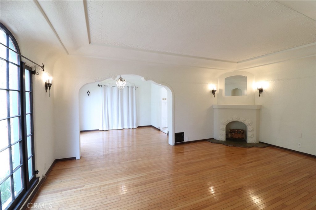 Eastside (ES) - Residential Lease