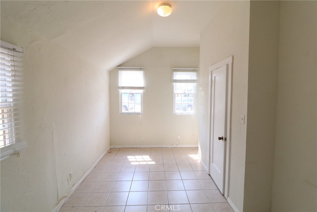 Eastside (ES) - Residential Lease