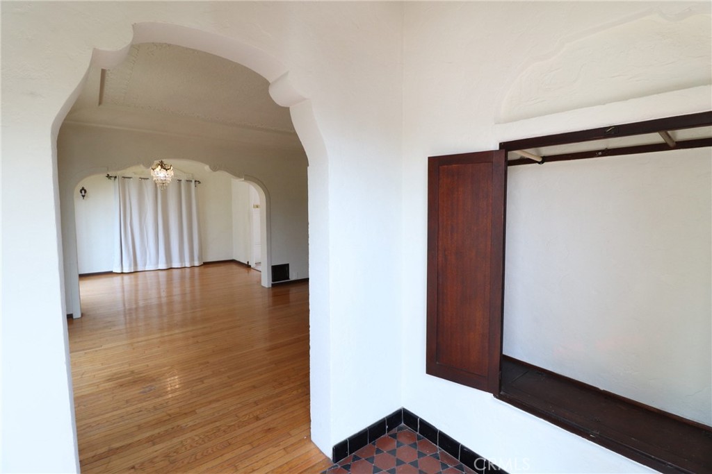 Eastside (ES) - Residential Lease