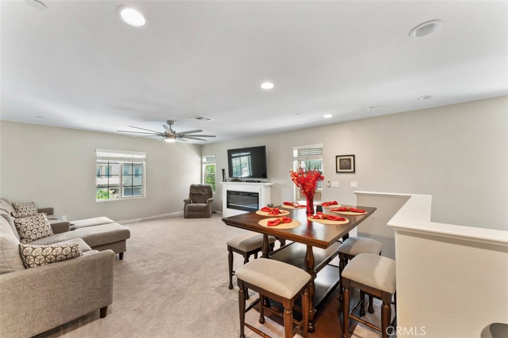 24440 Periwinkle Way