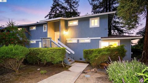 Photo of 2294 D St, Hayward, CA 94541 (MLS # 41132988)