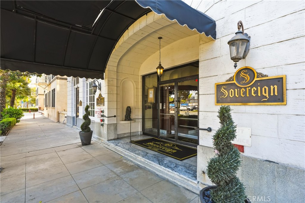 360 W Ocean Boulevard 607