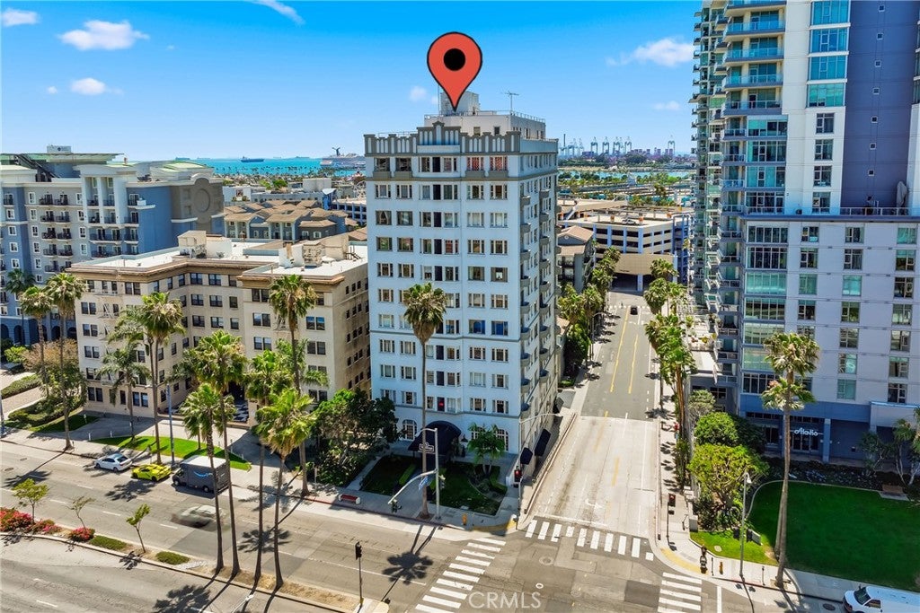 360 W Ocean Boulevard 607
