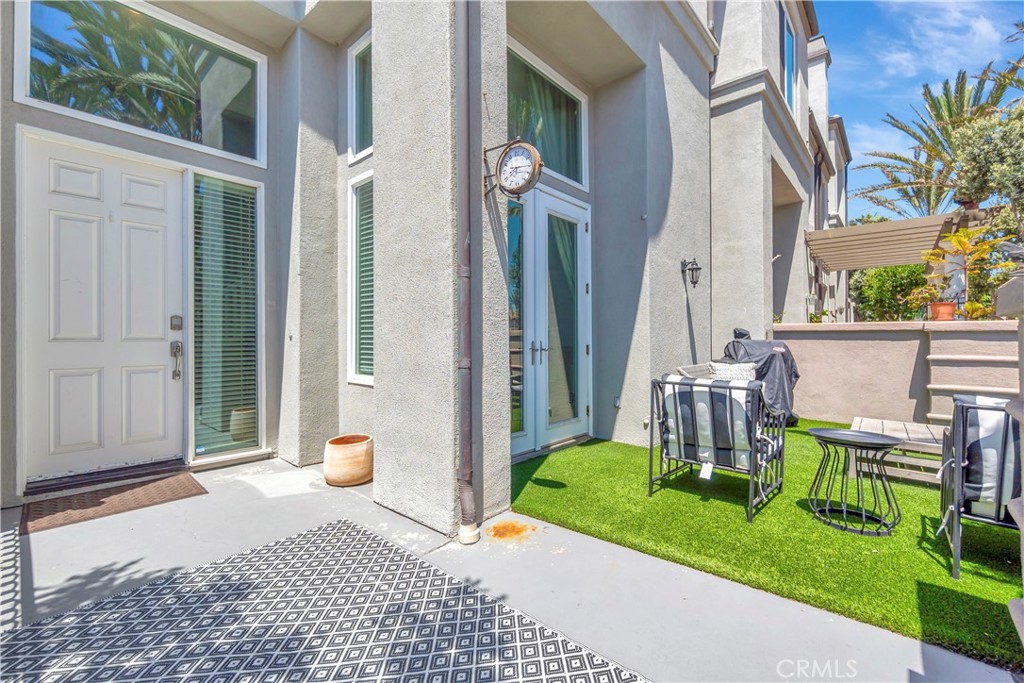 19281 Surf Drive