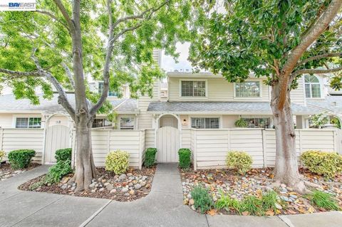 Photo of 7361 Stonedale Dr Dr, Pleasanton, CA 94588 (MLS # 41133749)