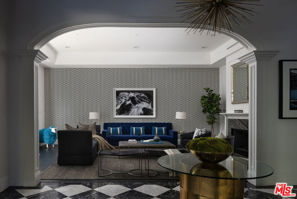 1600 Clear View Drive