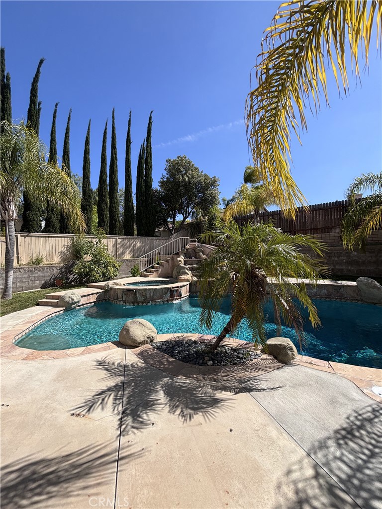 25317 Oak Ridge Drive
