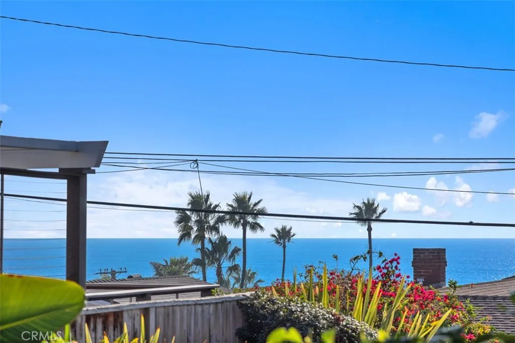 Laguna Beach, California 92651, United States, 2 Bedrooms Bedrooms, ,1 BathroomBathrooms,Residential,Active,241791