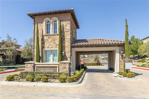 Photo of 20724 W Beech Circle, Porter Ranch, CA 91326 (MLS # SR26025431)