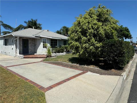 Photo of 12913 Whitewood Avenue, Downey, CA 90242 (MLS # DW26171900)