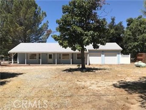 Photo of 15313 Spunky Canyon Road, Green Valley, CA 91390 (MLS # SR25247777) Photo of 15313 Spunky Canyon Road, Green Valley, CA 91390 (MLS # SR25247777)