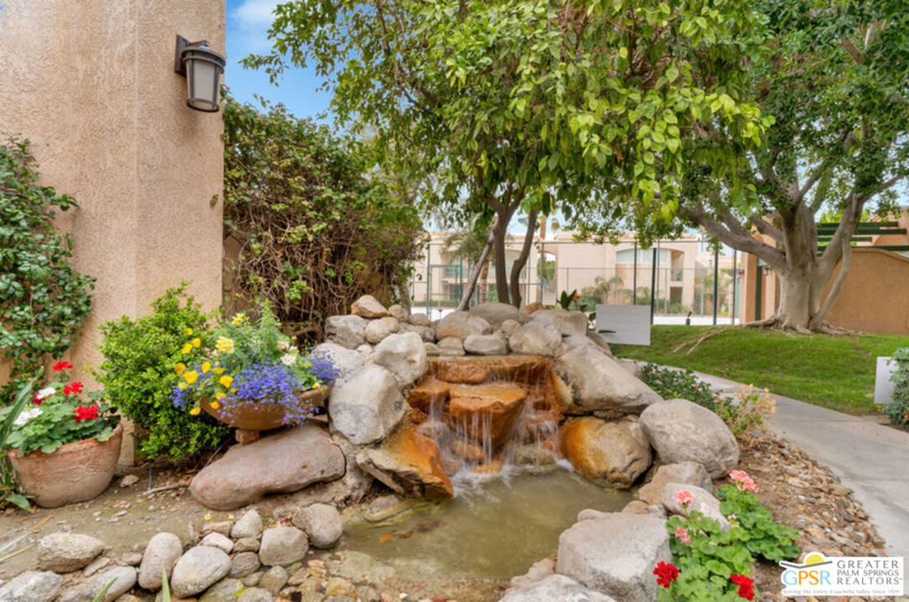 1555 N Chaparral Road 312