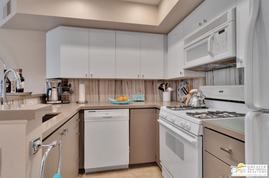 1555 N Chaparral Road 312