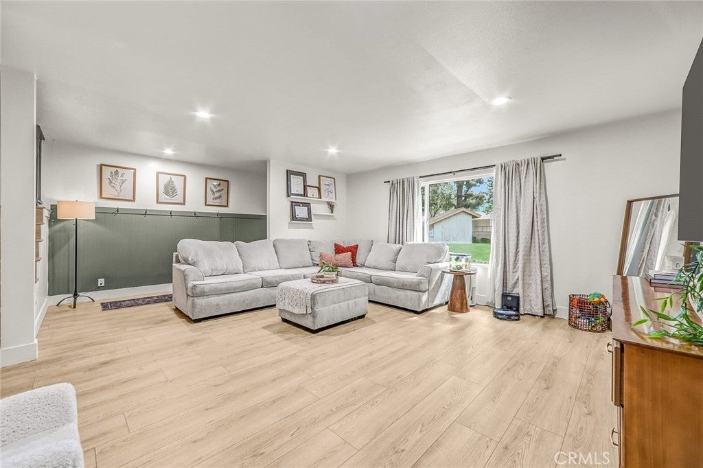 5950 Imperial Highway 91