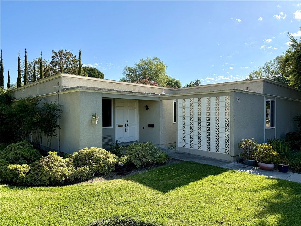 341 Avenida Sevilla D