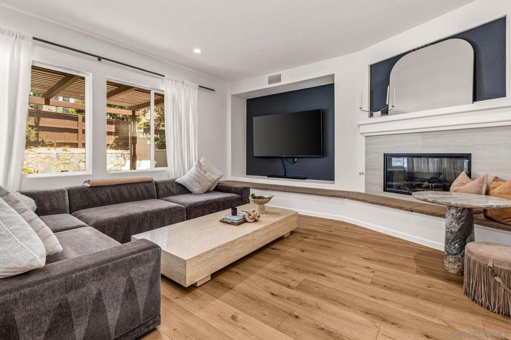 13133 Via Canyon Dr.