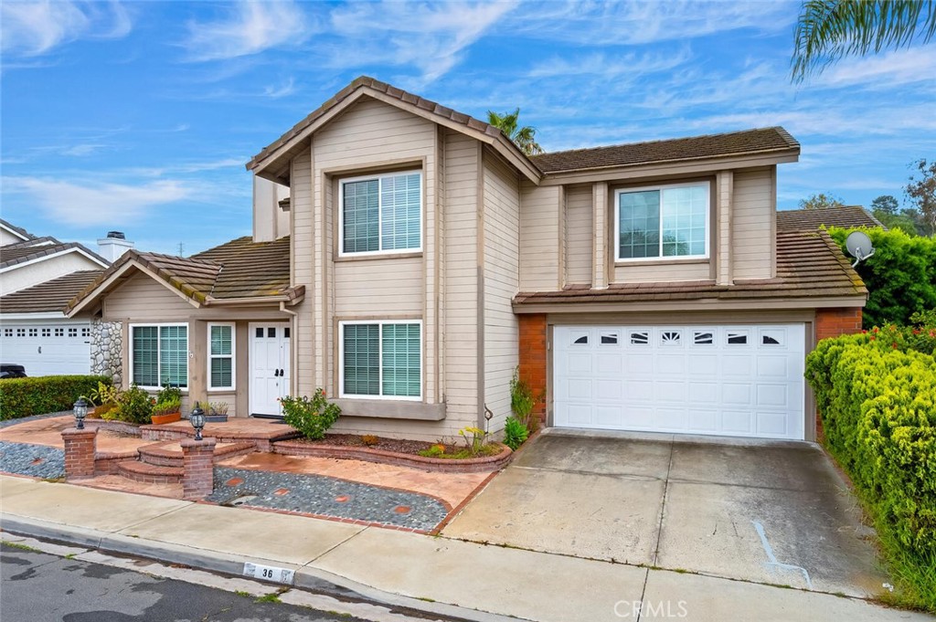 36 Woodswallow Lane