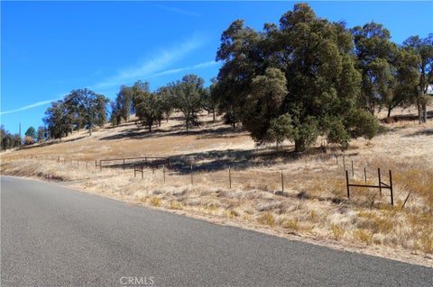 Photo of 4612 Bridgeport Drive, Mariposa, CA 95338 (MLS # MP26202514)