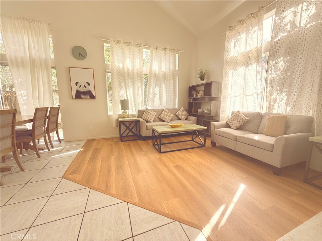 Aventura (AVEN) - Residential Lease