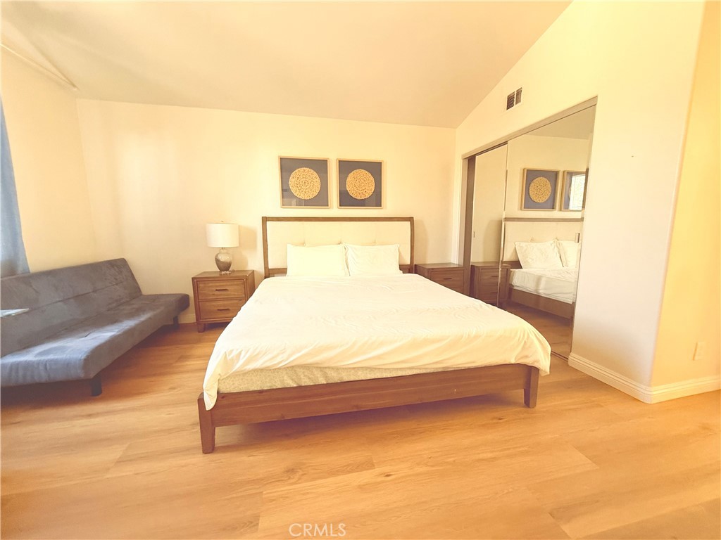 Aventura (AVEN) - Residential Lease