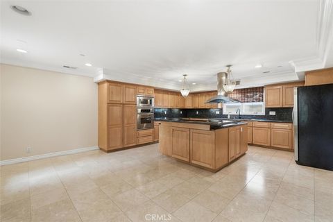 Photo of 233 S Irena Ave #1, Redondo Beach, CA 90277 (MLS # SB25276760)